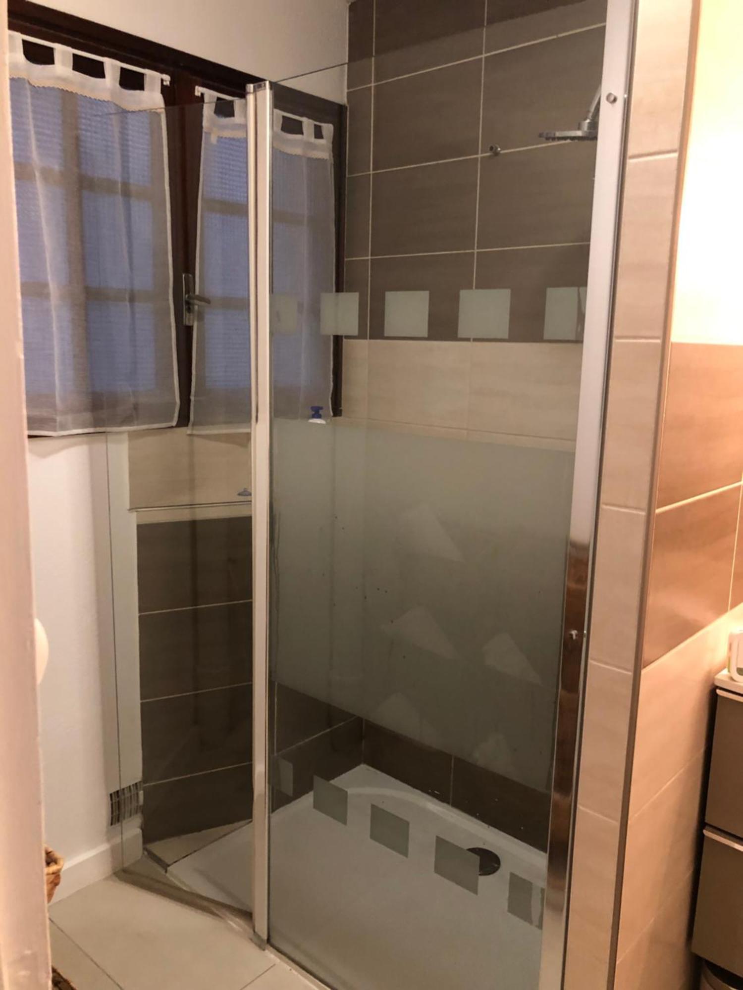 Agreable Appartement Chez Mame Jeanne Au Grau Du Roi เลอ โกร-ดู-รัว ภายนอก รูปภาพ
